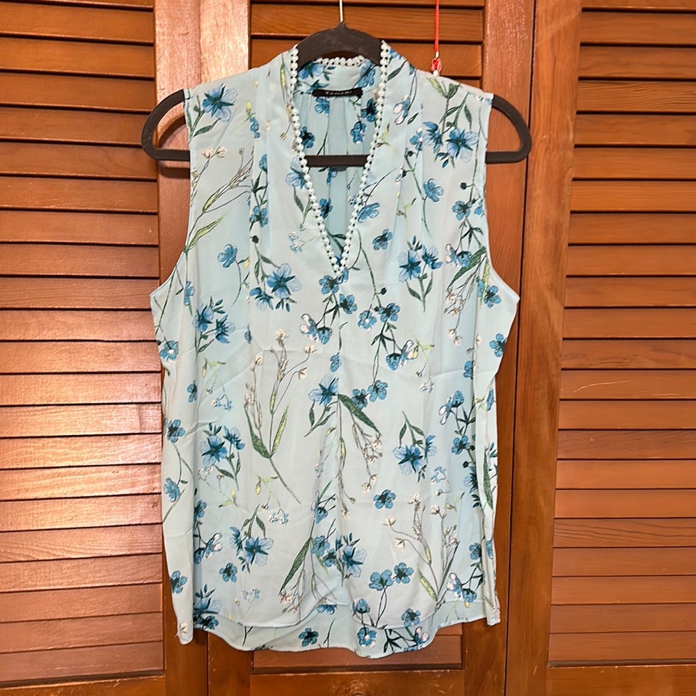 Floral blue tank top